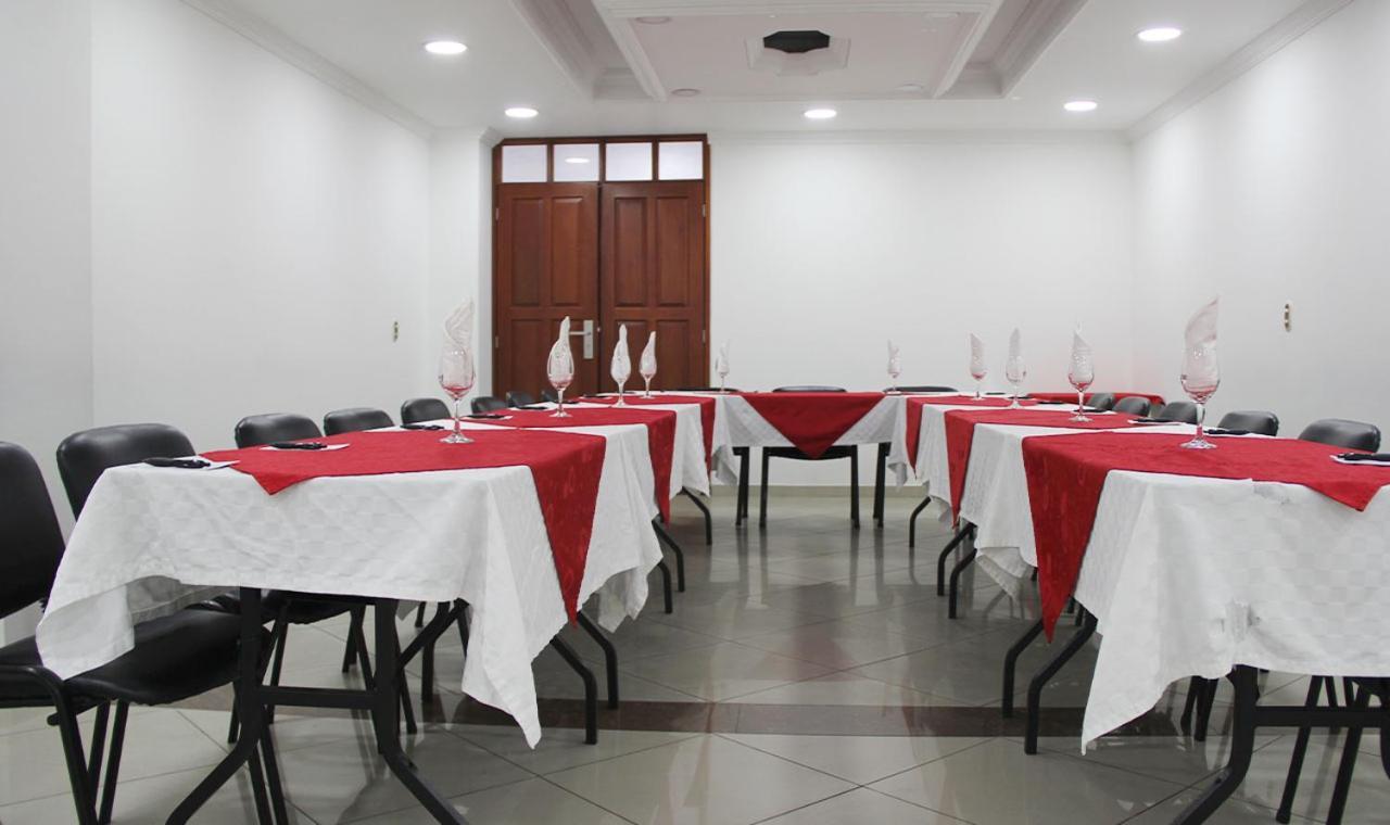 Aw Hotel Salitre Real Bogota Bagian luar foto